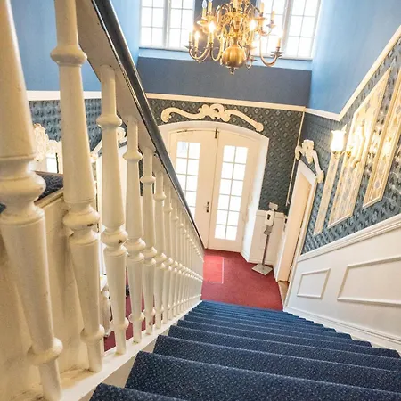 ホテル ホテル フレズレクスヴェアク